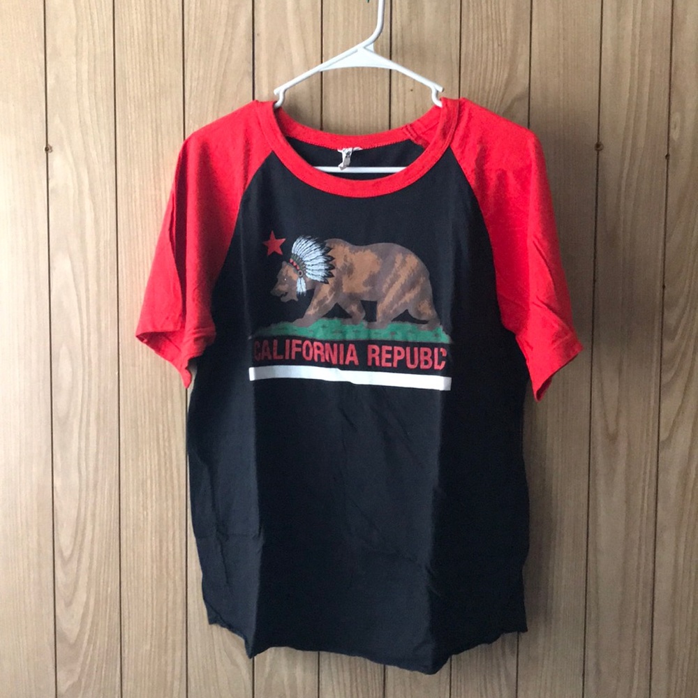 California Republic Graphic Tee